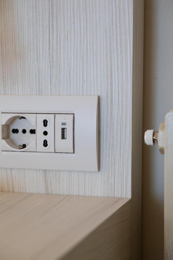 Hotel La Nuova Rotaia Gallarate Luaran gambar