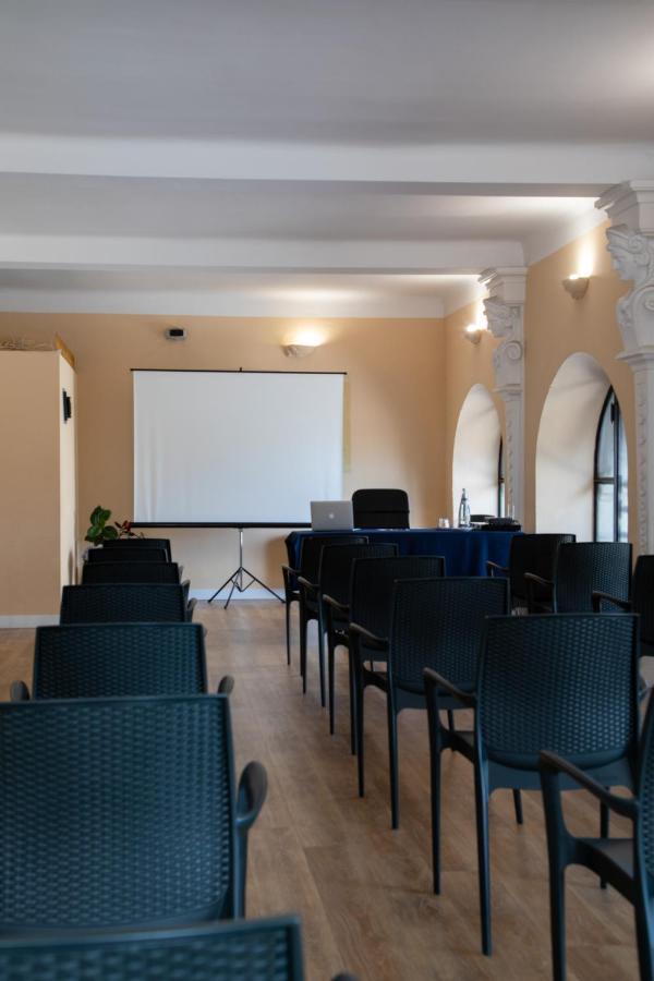 Hotel La Nuova Rotaia Gallarate Luaran gambar