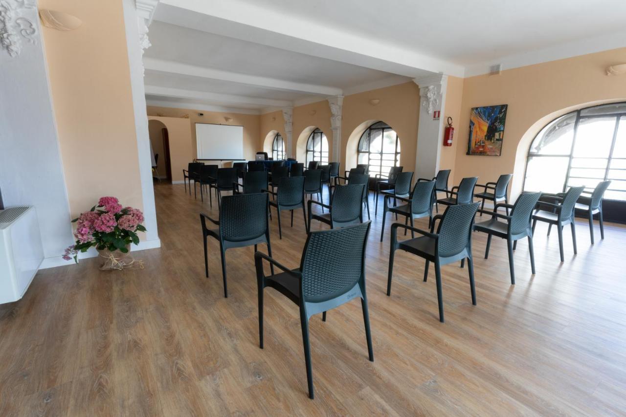 Hotel La Nuova Rotaia Gallarate Luaran gambar
