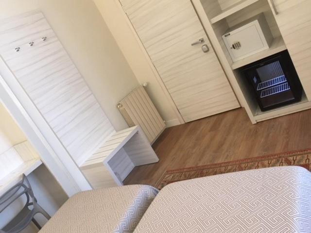 Hotel La Nuova Rotaia Gallarate Luaran gambar
